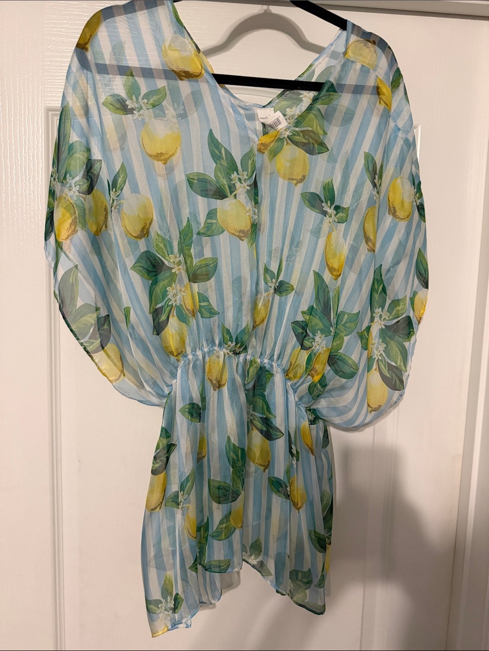 west loop Blue & Yellow Lemon Print top
